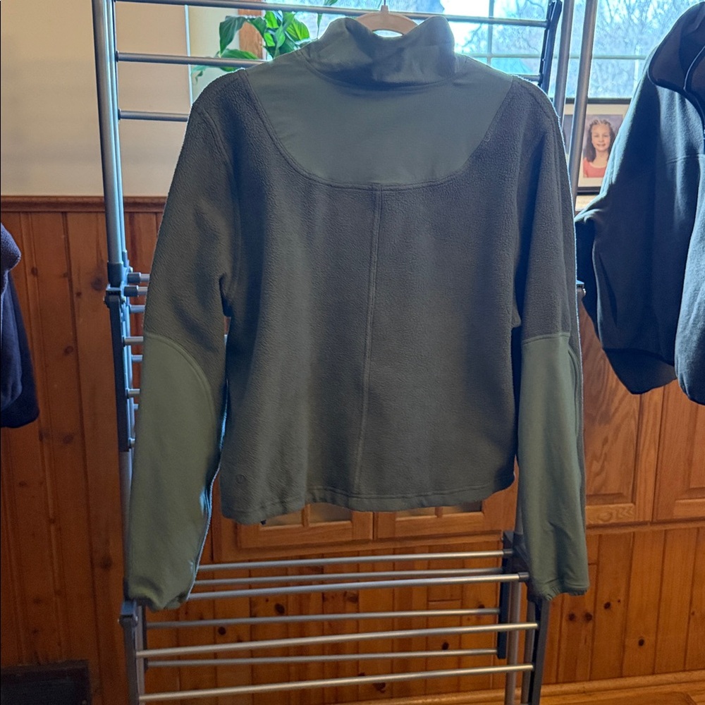 Lululemon Fleece + Ripstop Hiking Pullover - Picture 3 of 5